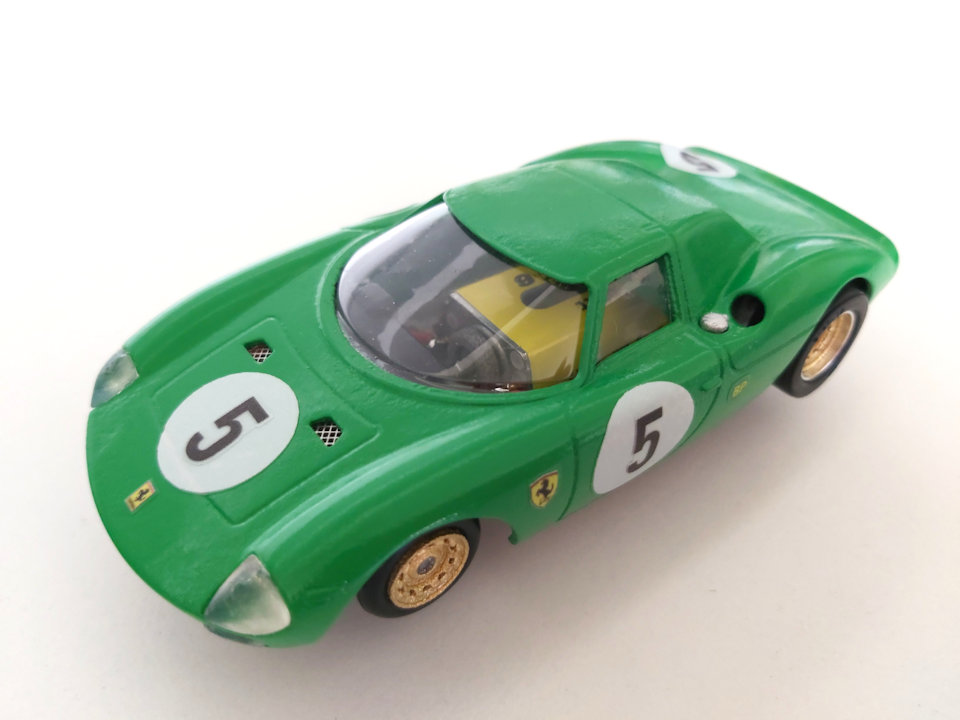 Slotcar Policar-TTracing Ferrari LM 250 verde David Piper<