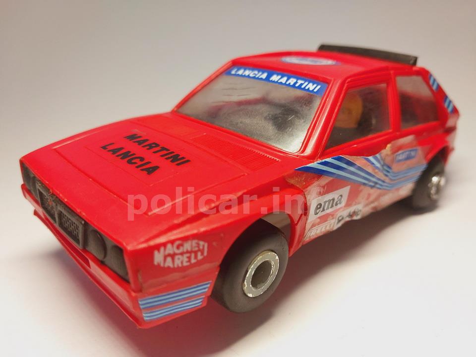 POLISTIL F1 PROFESSIONAL 31108 Lancia Delta S4 Martini Rally scala 1/32 ROSSA